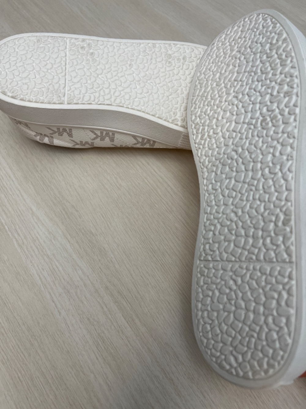 Michael Kors Kid’s Sneakers - Picture 7 of 9